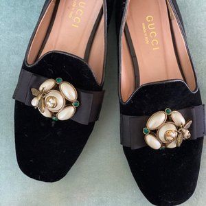 Authentic Gucci Etoile Bee Velvet Loafers